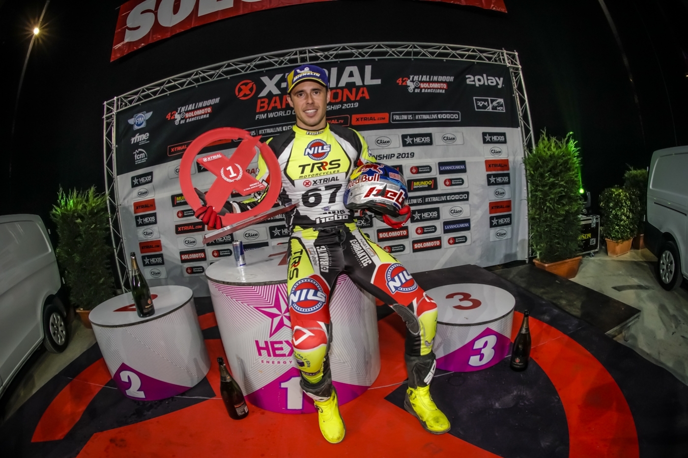 Raga returns to Barcelona´s top step after eleven years Raga returns to Barcelona´s top step after eleven years